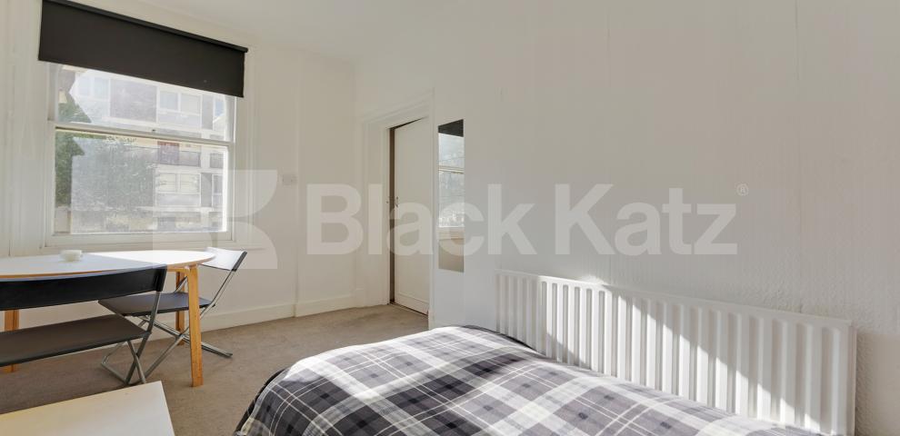 			NEW INSTRUCTION, 2 Bedroom, 1 bath, 1 reception Apartment			 Bath Terrace, Borough